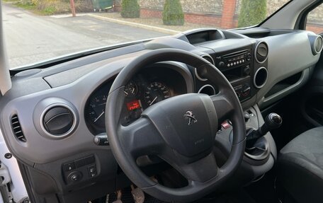 Peugeot Partner II рестайлинг 2, 2021 год, 1 200 000 рублей, 5 фотография