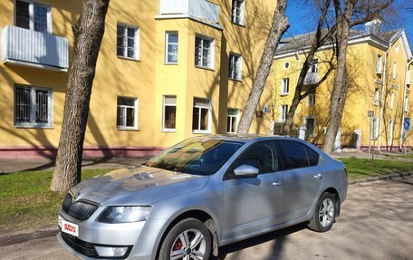 Skoda Octavia, 2015 год, 1 370 000 рублей, 2 фотография
