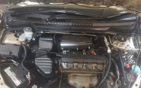 Honda Stream I рестайлинг, 2003 год, 445 000 рублей, 7 фотография