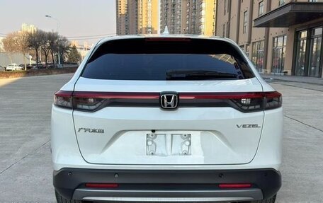 Honda Vezel, 2023 год, 1 970 999 рублей, 5 фотография
