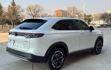 Honda Vezel, 2023 год, 1 970 999 рублей, 6 фотография