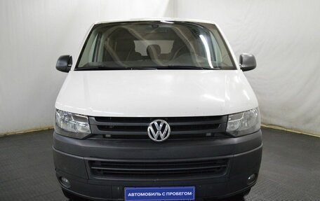 Volkswagen Caravelle T5, 2013 год, 1 600 000 рублей, 2 фотография