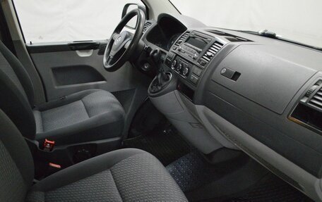 Volkswagen Caravelle T5, 2013 год, 1 600 000 рублей, 9 фотография