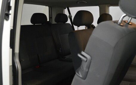 Volkswagen Caravelle T5, 2013 год, 1 600 000 рублей, 11 фотография