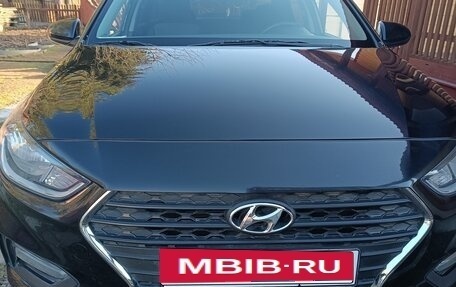 Hyundai Solaris II рестайлинг, 2018 год, 1 300 000 рублей, 3 фотография