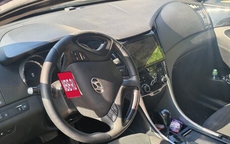 Hyundai Sonata VI, 2012 год, 800 000 рублей, 3 фотография