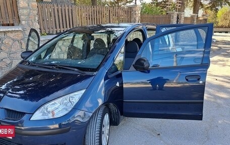Mitsubishi Colt VI рестайлинг, 2006 год, 460 000 рублей, 17 фотография