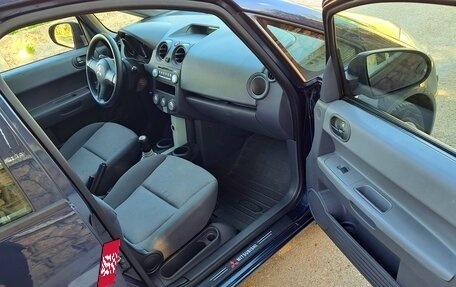 Mitsubishi Colt VI рестайлинг, 2006 год, 460 000 рублей, 20 фотография