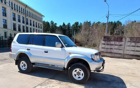 Toyota Land Cruiser Prado 90 рестайлинг, 1997 год, 970 000 рублей, 15 фотография
