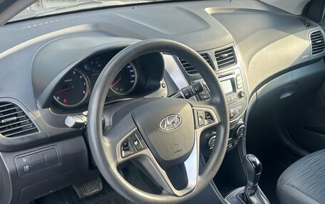Hyundai Solaris II рестайлинг, 2015 год, 1 150 000 рублей, 9 фотография
