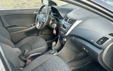 Hyundai Solaris II рестайлинг, 2015 год, 1 150 000 рублей, 17 фотография