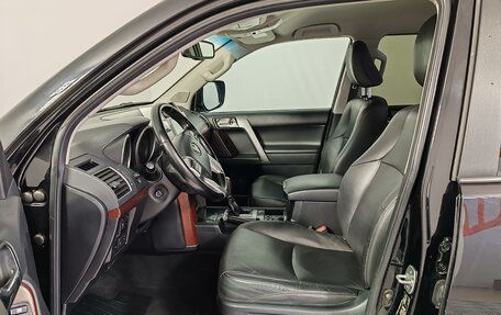 Toyota Land Cruiser Prado 150 рестайлинг 2, 2014 год, 3 499 000 рублей, 16 фотография