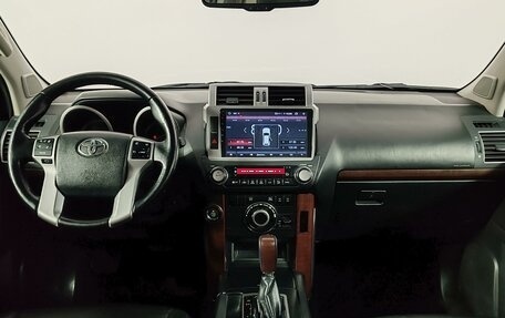 Toyota Land Cruiser Prado 150 рестайлинг 2, 2014 год, 3 499 000 рублей, 14 фотография