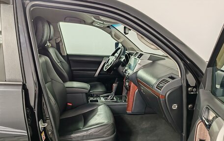 Toyota Land Cruiser Prado 150 рестайлинг 2, 2014 год, 3 499 000 рублей, 20 фотография
