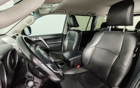 Toyota Land Cruiser Prado 150 рестайлинг 2, 2014 год, 3 499 000 рублей, 21 фотография