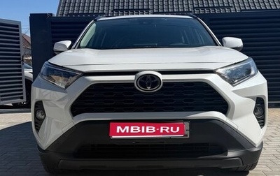 Toyota RAV4, 2021 год, 3 400 000 рублей, 1 фотография