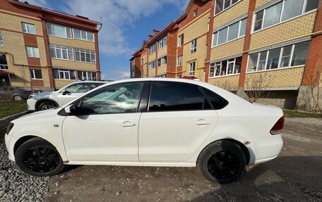 Volkswagen Polo VI (EU Market), 2012 год, 450 000 рублей, 2 фотография