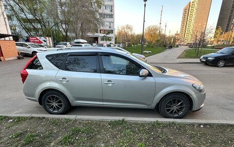 KIA cee'd I рестайлинг, 2010 год, 549 999 рублей, 2 фотография