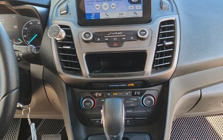 Ford Transit Connect, 2018 год, 2 120 000 рублей, 15 фотография