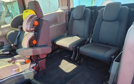 Ford Transit Connect, 2018 год, 2 120 000 рублей, 23 фотография