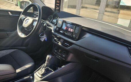 Skoda Rapid II, 2022 год, 1 690 000 рублей, 21 фотография
