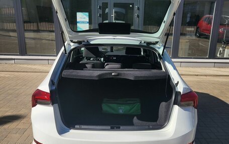 Skoda Rapid II, 2022 год, 1 690 000 рублей, 16 фотография