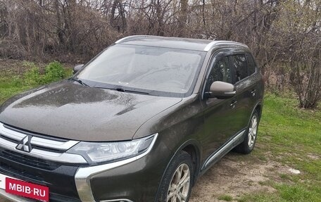 Mitsubishi Outlander III рестайлинг 3, 2018 год, 2 050 000 рублей, 1 фотография