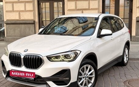 BMW X1, 2022 год, 2 640 000 рублей, 6 фотография
