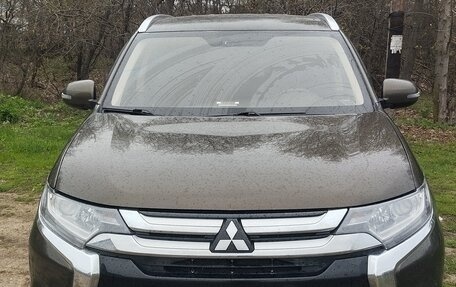 Mitsubishi Outlander III рестайлинг 3, 2018 год, 2 050 000 рублей, 3 фотография