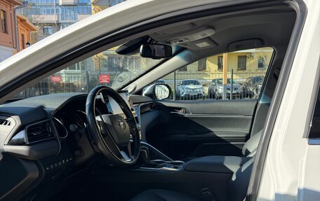 Toyota Camry, 2021 год, 3 750 000 рублей, 12 фотография
