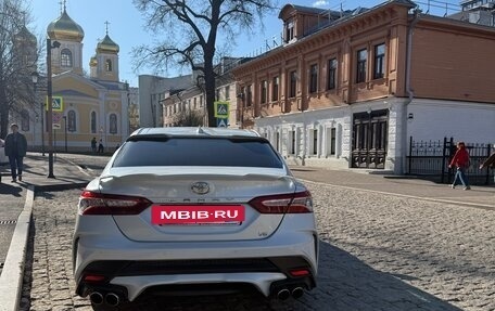 Toyota Camry, 2021 год, 3 750 000 рублей, 8 фотография