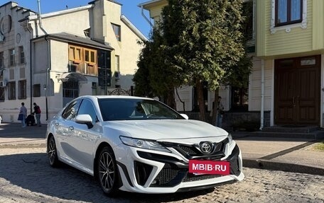 Toyota Camry, 2021 год, 3 750 000 рублей, 3 фотография