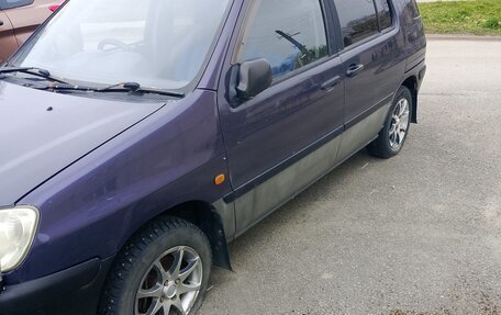 Toyota Raum I, 1997 год, 150 000 рублей, 3 фотография