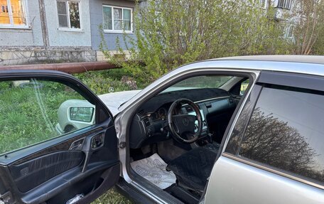Mercedes-Benz E-Класс, 1999 год, 320 000 рублей, 4 фотография