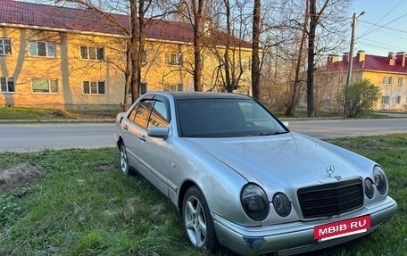 Mercedes-Benz E-Класс, 1999 год, 320 000 рублей, 3 фотография