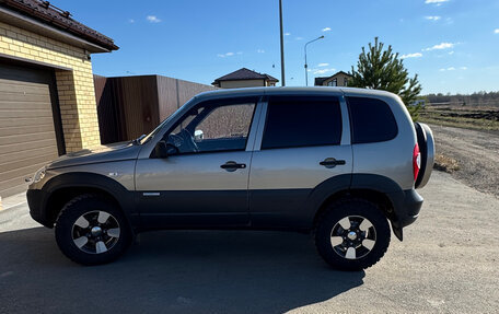 Chevrolet Niva I рестайлинг, 2012 год, 495 000 рублей, 8 фотография
