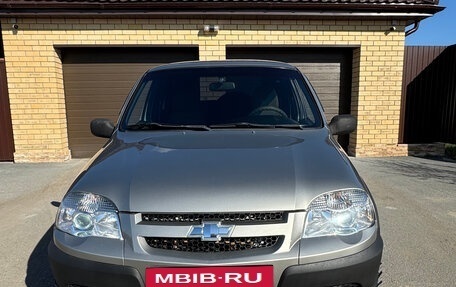Chevrolet Niva I рестайлинг, 2012 год, 495 000 рублей, 2 фотография