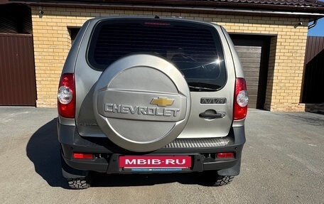 Chevrolet Niva I рестайлинг, 2012 год, 495 000 рублей, 6 фотография