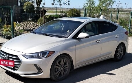Hyundai Elantra VI рестайлинг, 2017 год, 1 400 000 рублей, 3 фотография