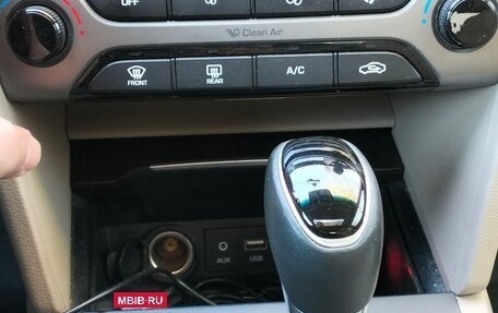 Hyundai Elantra VI рестайлинг, 2017 год, 1 400 000 рублей, 15 фотография
