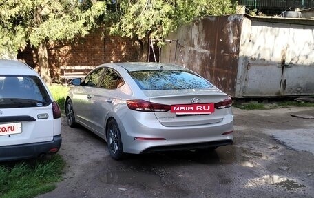 Hyundai Elantra VI рестайлинг, 2017 год, 1 400 000 рублей, 12 фотография