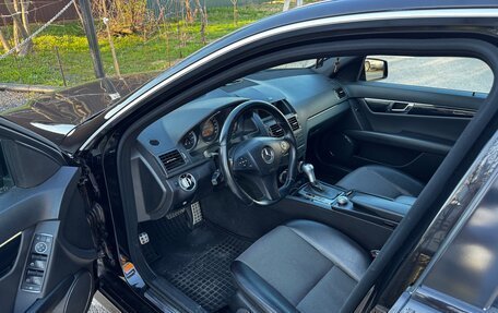 Mercedes-Benz C-Класс, 2011 год, 1 600 000 рублей, 15 фотография