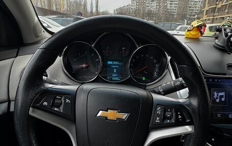 Chevrolet Cruze II, 2013 год, 920 000 рублей, 8 фотография