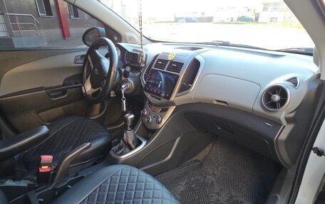 Chevrolet Aveo III, 2013 год, 635 000 рублей, 7 фотография