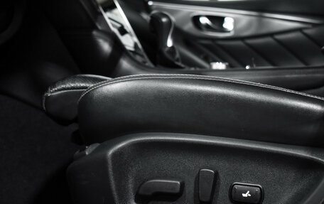 Infiniti Q50 I рестайлинг, 2015 год, 1 665 000 рублей, 11 фотография
