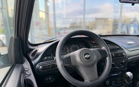 Chevrolet Niva I рестайлинг, 2011 год, 390 000 рублей, 16 фотография