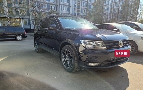 Volkswagen Tiguan II, 2018 год, 2 200 000 рублей, 5 фотография