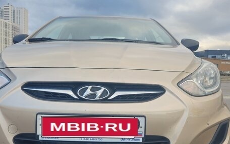 Hyundai Solaris II рестайлинг, 2014 год, 680 000 рублей, 11 фотография
