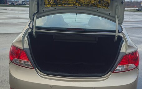 Hyundai Solaris II рестайлинг, 2014 год, 680 000 рублей, 35 фотография