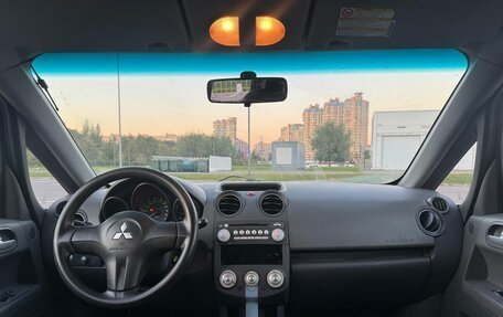 Mitsubishi Colt VI рестайлинг, 2004 год, 280 000 рублей, 9 фотография